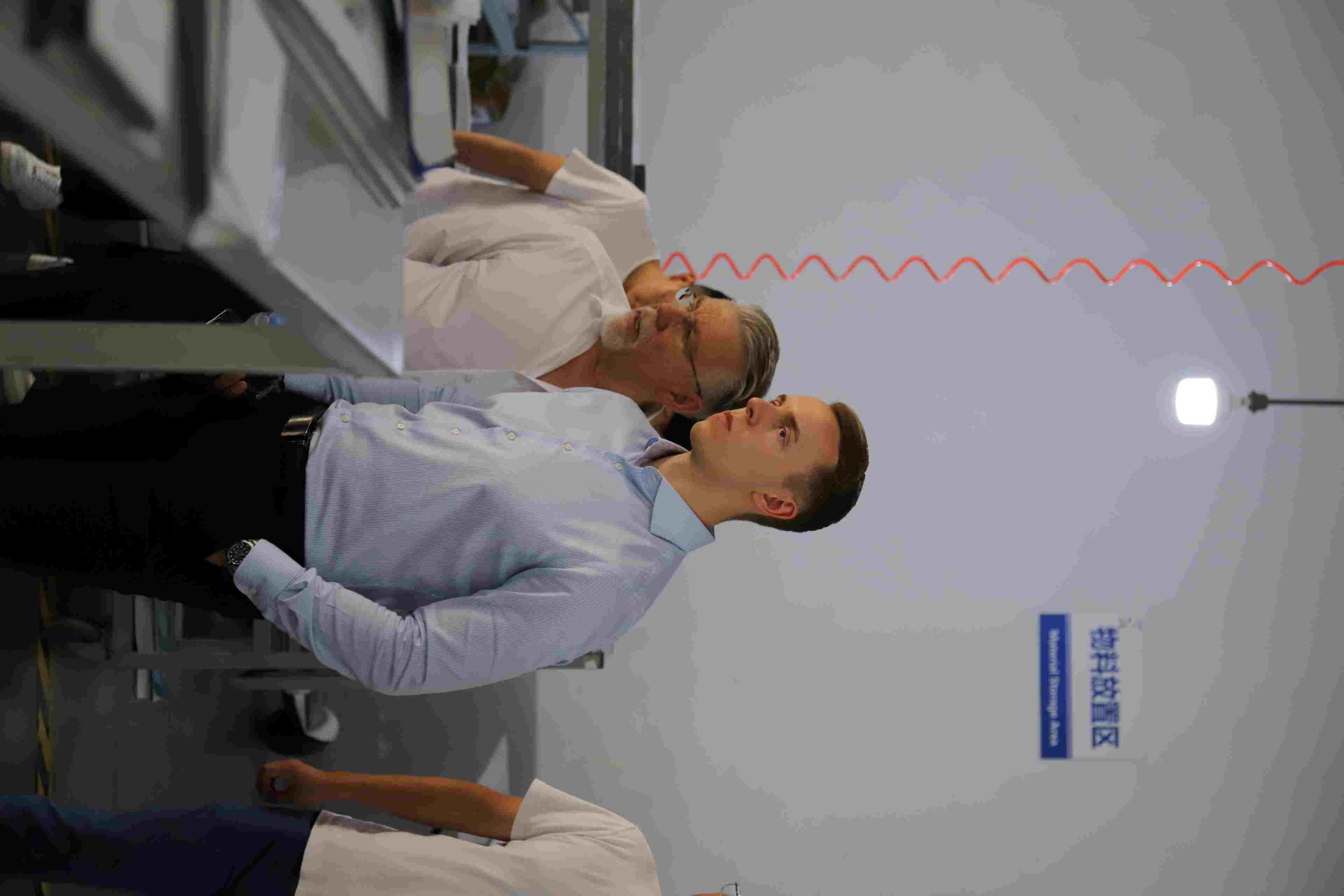 Lanbao Carbon Fiber Poles